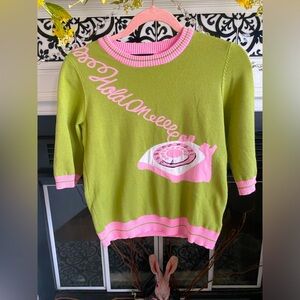 KISSING CHARLIE HOLD ON SWEATER IN PINK AND GREEN ~size M